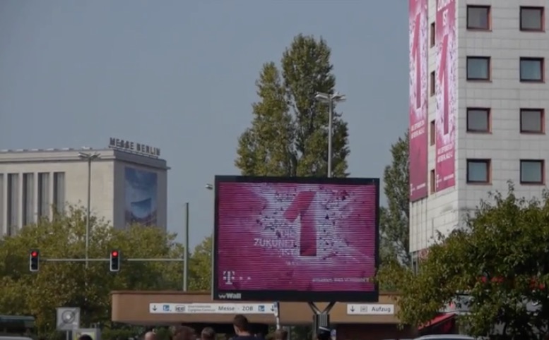 Telekom-Reklame rund um die IFA Berlin
